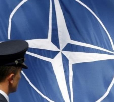 Главы МИД стран НАТО провели заседание перед переговорами с РФ