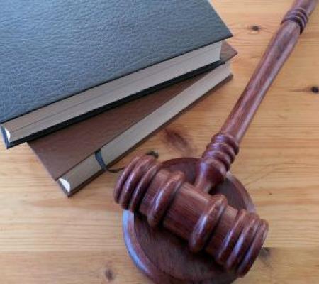 Справа мера Апостолово Андрія Оси: слідство проходить з численними  порушеннями,  відсторонено слідчого.