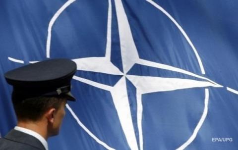 Главы МИД стран НАТО провели заседание перед переговорами с РФ